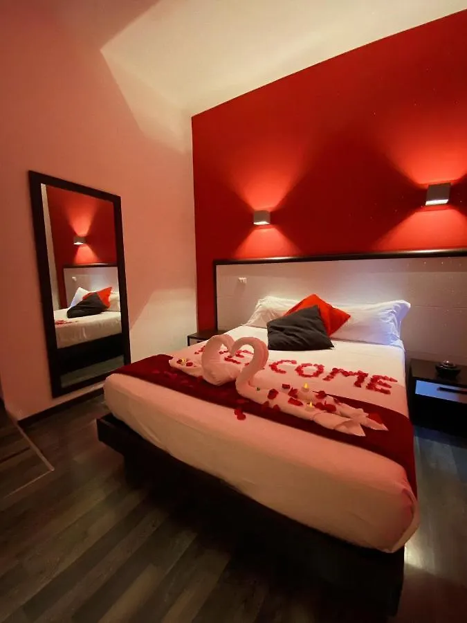 Hotel Chroma Exy - Chroma Italy 2*, Roma Italia
