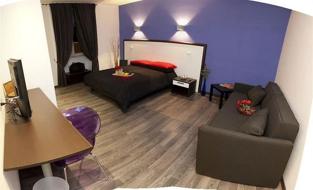 Pensión Hotel Chroma Exy - Chroma Italy