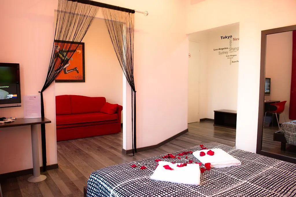 Hotel Chroma Exy - Chroma Italy 2*, Roma Italia