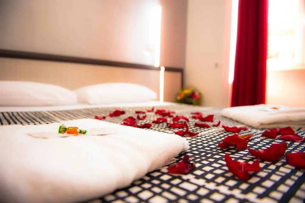 Pensión Hotel Chroma Exy - Chroma Italy