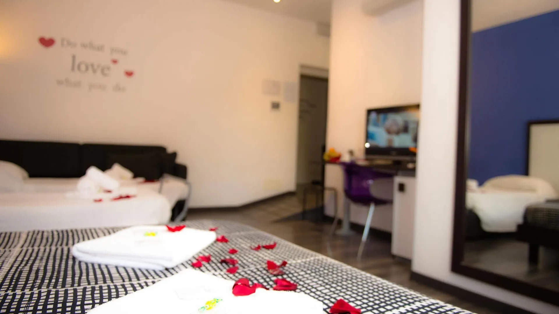 Hotel Chroma Exy - Chroma Italy Roma